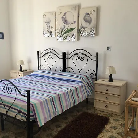 Casa Direttamente Sul Mare Casa de Férias *