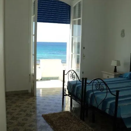 בית נופש Casa Direttamente Sul Mare *