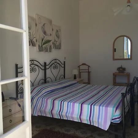 Casa Direttamente Sul Mare * Marina di Mancaversa
