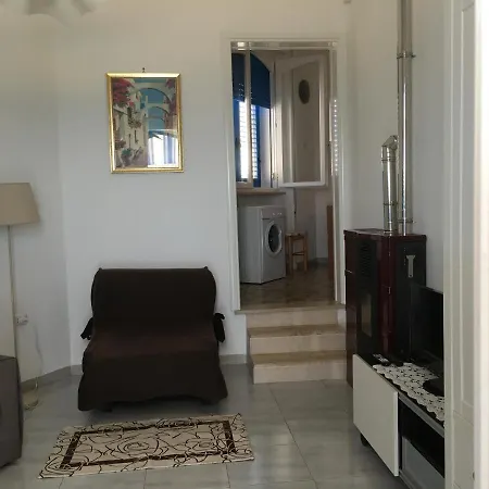 Casa Direttamente Sul Mare Holiday home Marina di Mancaversa