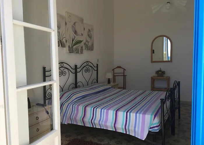 Casa Direttamente Sul Mare * 玛丽娜迪曼卡维萨